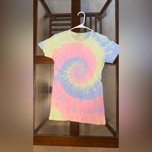Alternative tie dye T-shirt